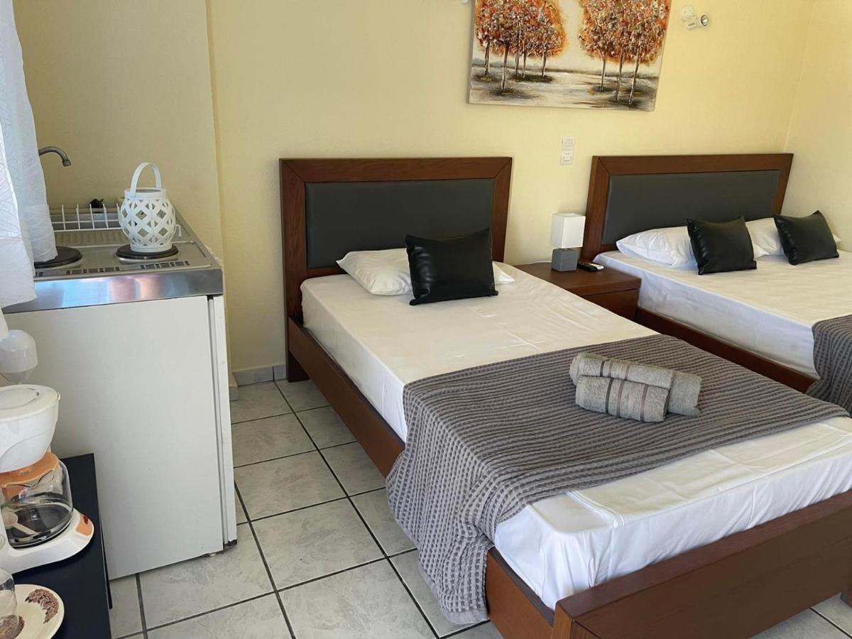 Mihaela Apartments Sifnos Fáros Esterno foto