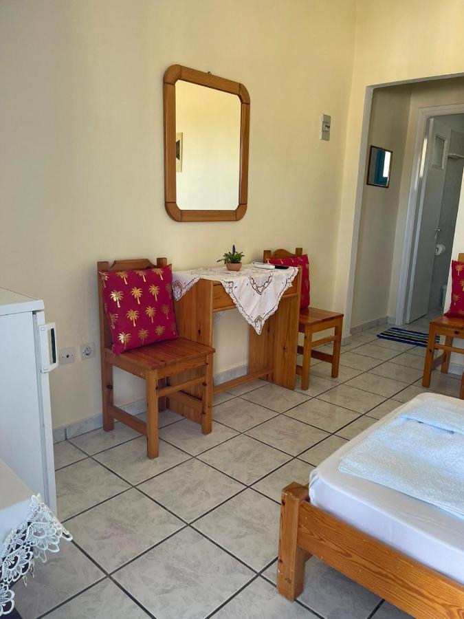 Mihaela Apartments Sifnos Fáros Esterno foto