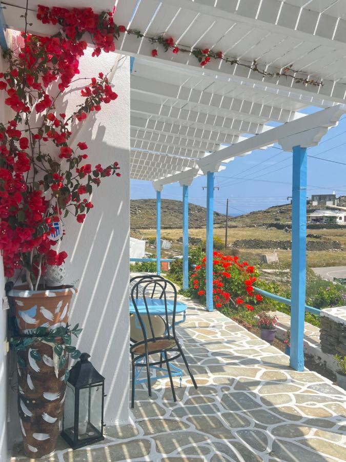 Mihaela Apartments Sifnos Fáros Esterno foto
