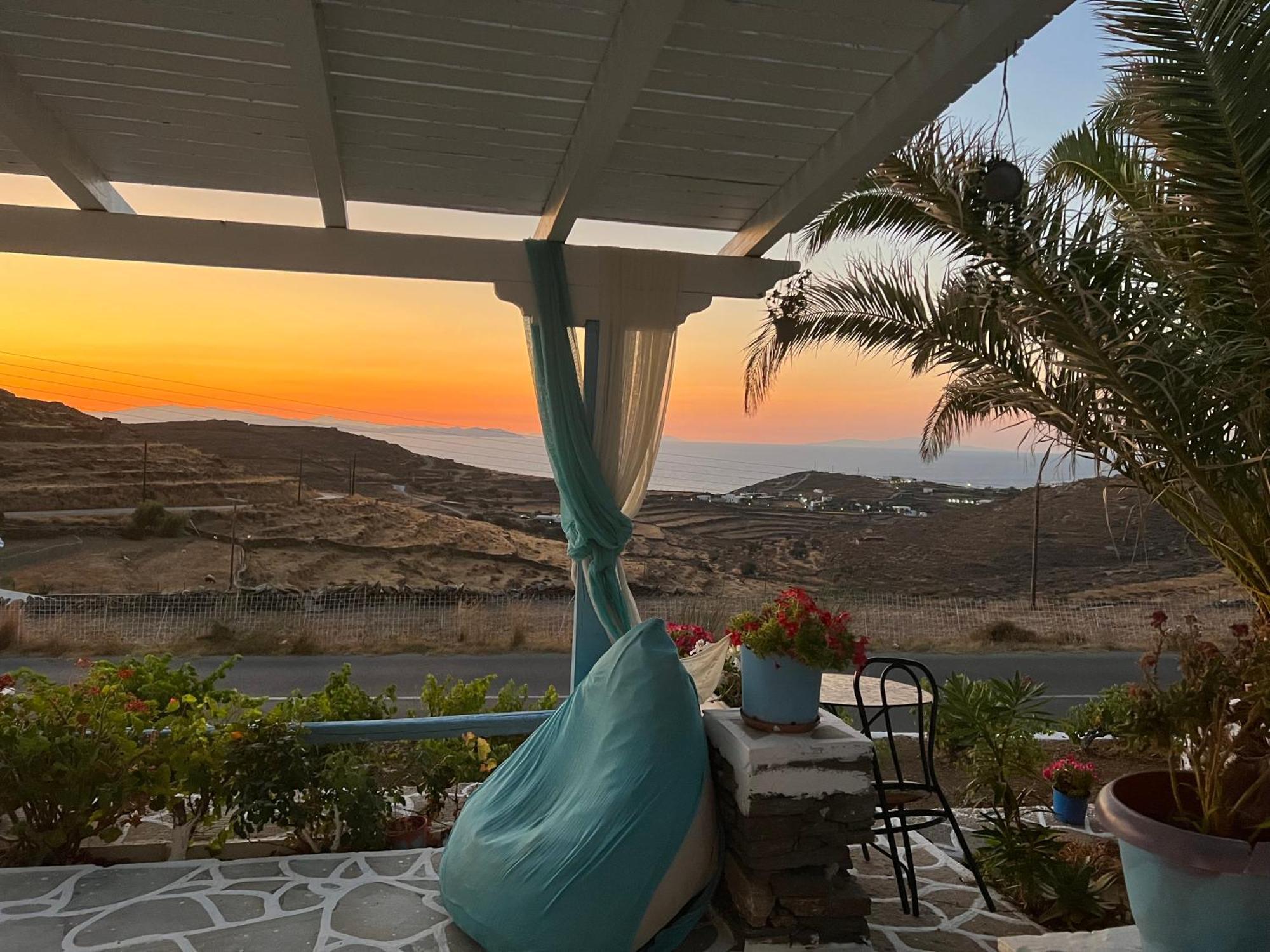 Mihaela Apartments Sifnos Fáros Esterno foto